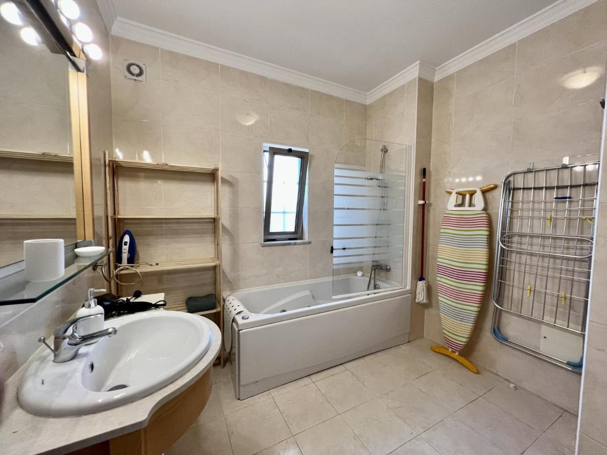 شقة Albufeira Terrace With Pool By Homing المظهر الخارجي الصورة